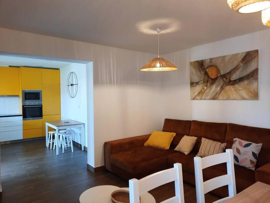 Sado House 2 Villa กอมปอร์ตา ภายนอก รูปภาพ